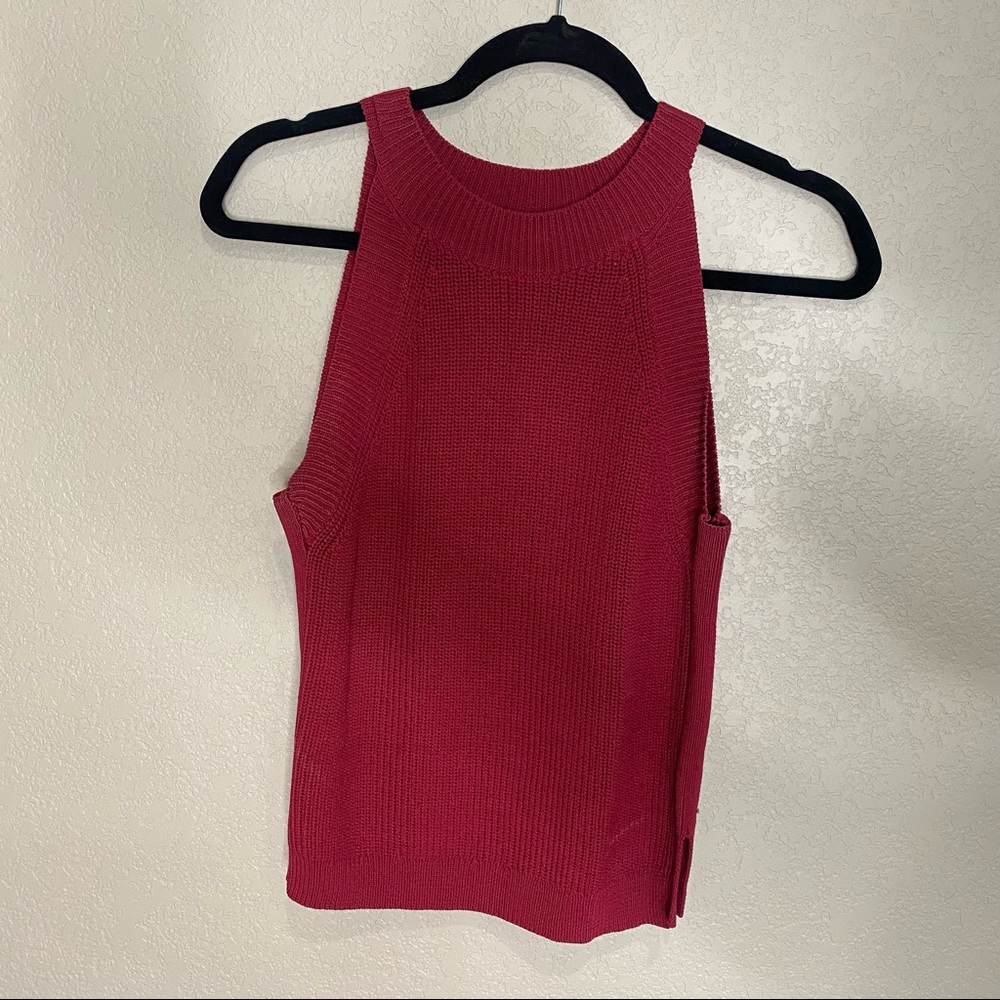 Francescas Cropped Sweater Tank - Picture 3 of 5